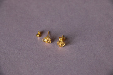 3 petal flower ear studs